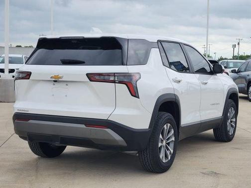 Summit White 2026 Chevrolet Equinox 1LT