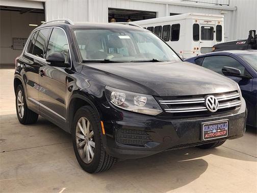 2017 Volkswagen Tiguan 2.0T Wolfsburg Edition