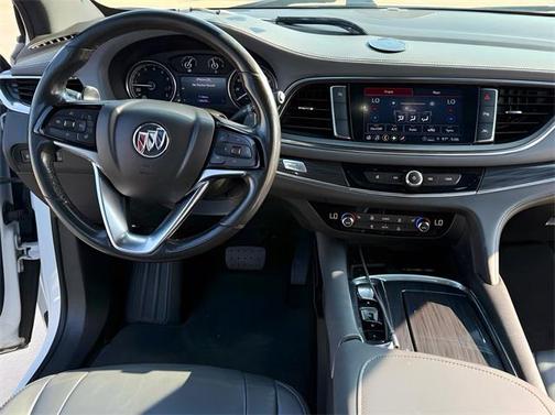 2022 Buick Enclave FWD Essence