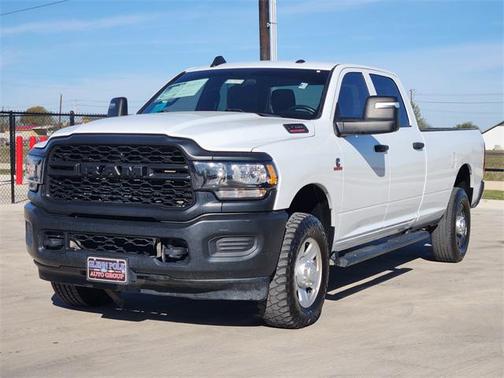 2024 RAM 2500 Tradesman Crew Cab 4x4 8' Box