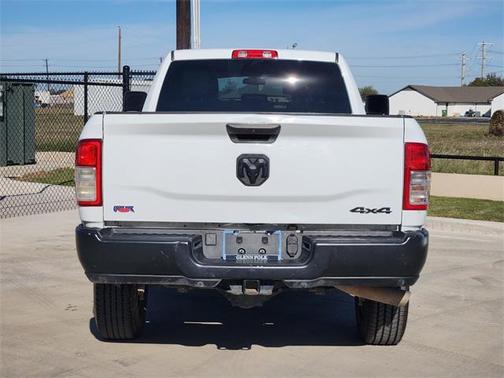 2024 RAM 2500 Tradesman Crew Cab 4x4 8' Box