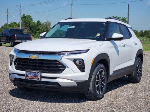 Summit White 2026 Chevrolet Trailblazer LT
