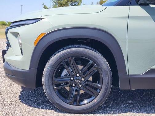 Cacti Green 2026 Chevrolet Trailblazer LT