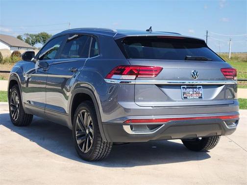 2022 Volkswagen Atlas Cross Sport 2.0T SE w/Technology 4MOTION