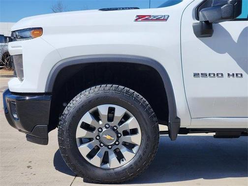 2025 Chevrolet Silverado 2500 Custom