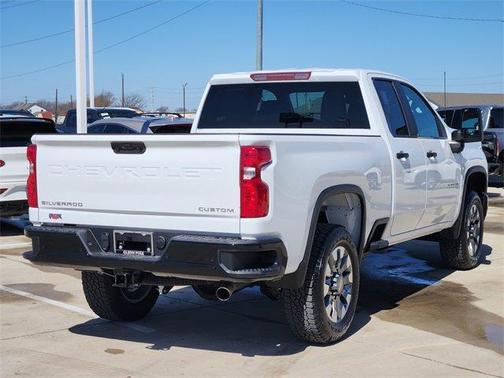 2025 Chevrolet Silverado 2500 Custom