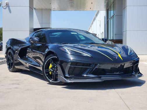 Carbon Flash Metallic 2024 Chevrolet Corvette Stingray w/2LT