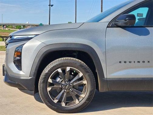2025 Chevrolet Equinox FWD RS