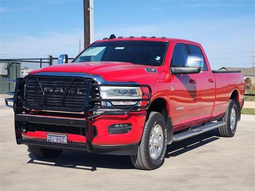 2024 RAM 3500 Laramie Crew Cab 4x4 8' Box
