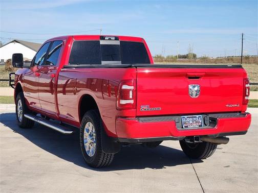 2024 RAM 3500 Laramie Crew Cab 4x4 8' Box
