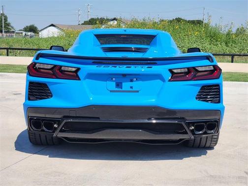2023 Chevrolet Corvette Stingray w/2LT