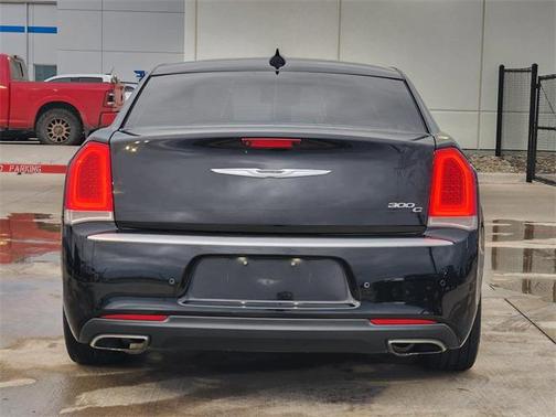 2015 Chrysler 300C Platinum
