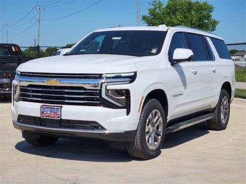 2025 Chevrolet Suburban LT