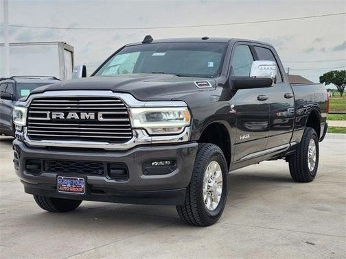 2024 RAM 2500 Laramie Crew Cab 4x4 6'4' Box