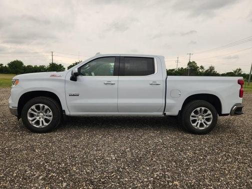 Polar White Tricoat 2026 Chevrolet Silverado 1500 LTZ