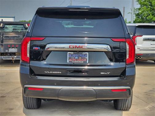 2022 GMC Yukon SLT