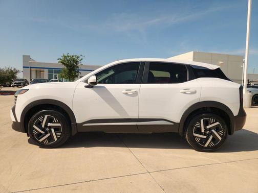 Fresh Powder 2025 Nissan Kicks SV
