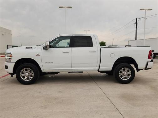 2024 RAM 2500 Laramie Crew Cab 4x4 6'4' Box
