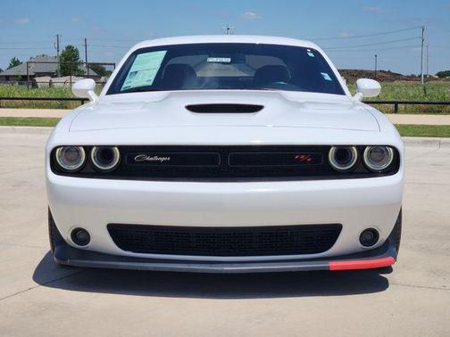 White Knuckle Clearcoat 2020 Dodge Challenger R/T Scat Pack