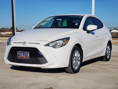 2017 Toyota Yaris iA Base