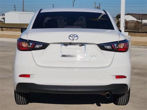 2017 Toyota Yaris iA Base