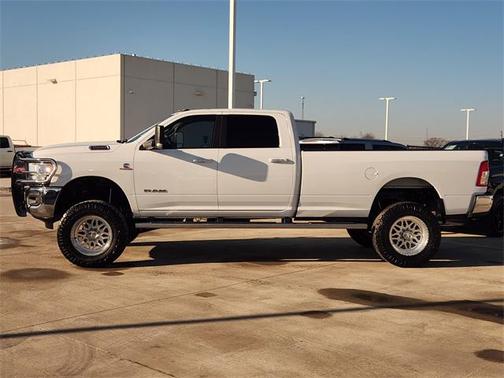 2019 RAM 2500 Lone Star Crew Cab 4x4 8' Box