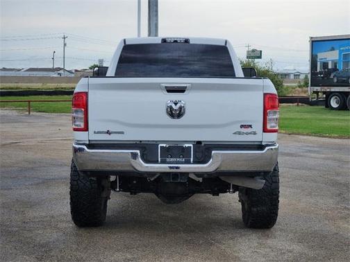 2019 RAM 2500 Lone Star Crew Cab 4x4 8' Box