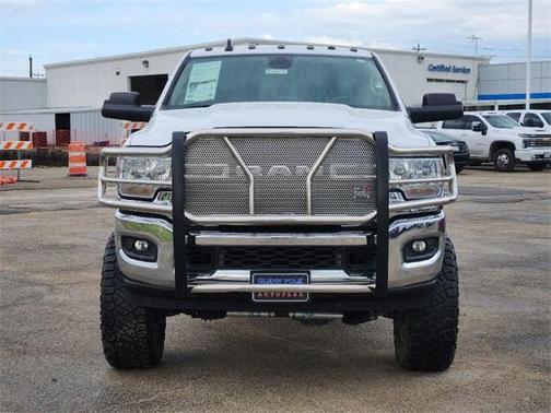 2019 RAM 2500 Lone Star Crew Cab 4x4 8' Box