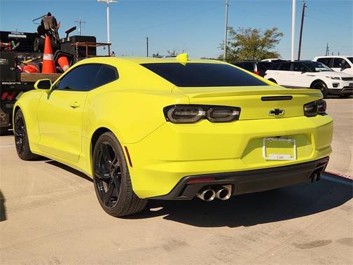 2021 Chevrolet Camaro RWD Coupe LT1