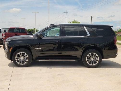 2025 Chevrolet Tahoe LS