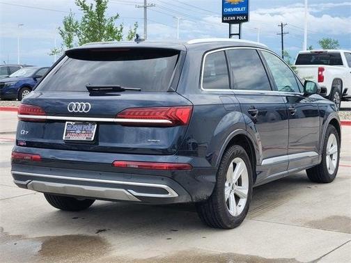 2024 Audi Q7 45 Premium Plus