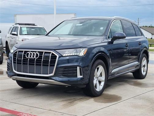 2024 Audi Q7 45 Premium Plus