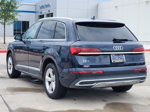 2024 Audi Q7 45 Premium Plus