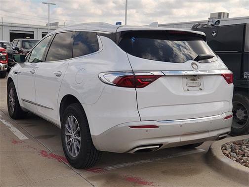 2023 Buick Enclave Essence FWD
