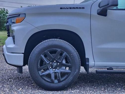 Summit White 2026 Chevrolet Silverado 1500 Custom