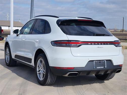 2021 Porsche Macan Base