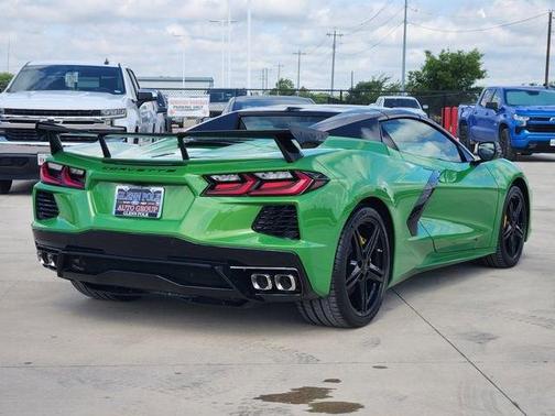 Roswell Green Metallic 2026 Chevrolet Corvette Stingray w/1LT