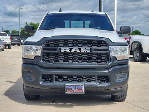 Bright White Clearcoat 2021 RAM 2500 Tradesman Crew Cab 4x2 8' Box