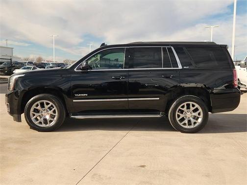 2017 GMC Yukon SLT