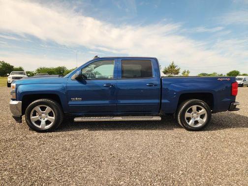 Deep Ocean Blue 2017 Chevrolet Silverado 1500 1LT
