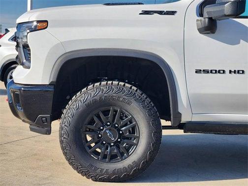 2026 Chevrolet Silverado 2500 ZR2