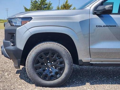Sterling Gray Metallic 2026 Chevrolet Colorado WT