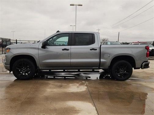 2025 Chevrolet Silverado 1500 Custom