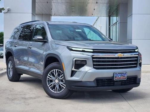 Sterling Gray Metallic 2026 Chevrolet Traverse LT