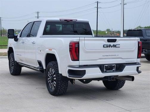 2024 GMC Sierra 2500 Denali Ultimate