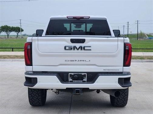 2024 GMC Sierra 2500 Denali Ultimate
