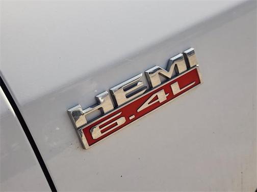 2019 RAM 2500 Tradesman Crew Cab 4x2 8' Box