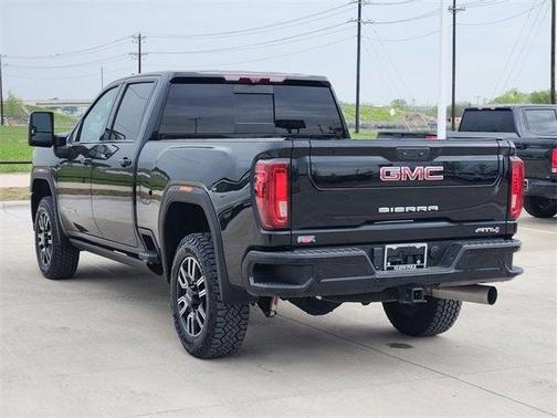 2022 GMC Sierra 2500 AT4