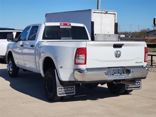 2024 RAM 3500 Tradesman Crew Cab 4x4 8' Box