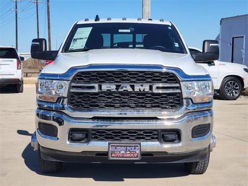 2024 RAM 3500 Tradesman Crew Cab 4x4 8' Box